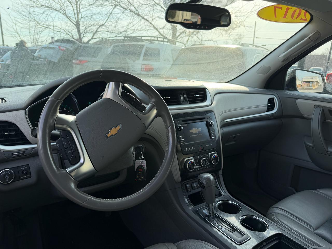Chevrolet Traverse FWD 4dr LT w/2LT 2017