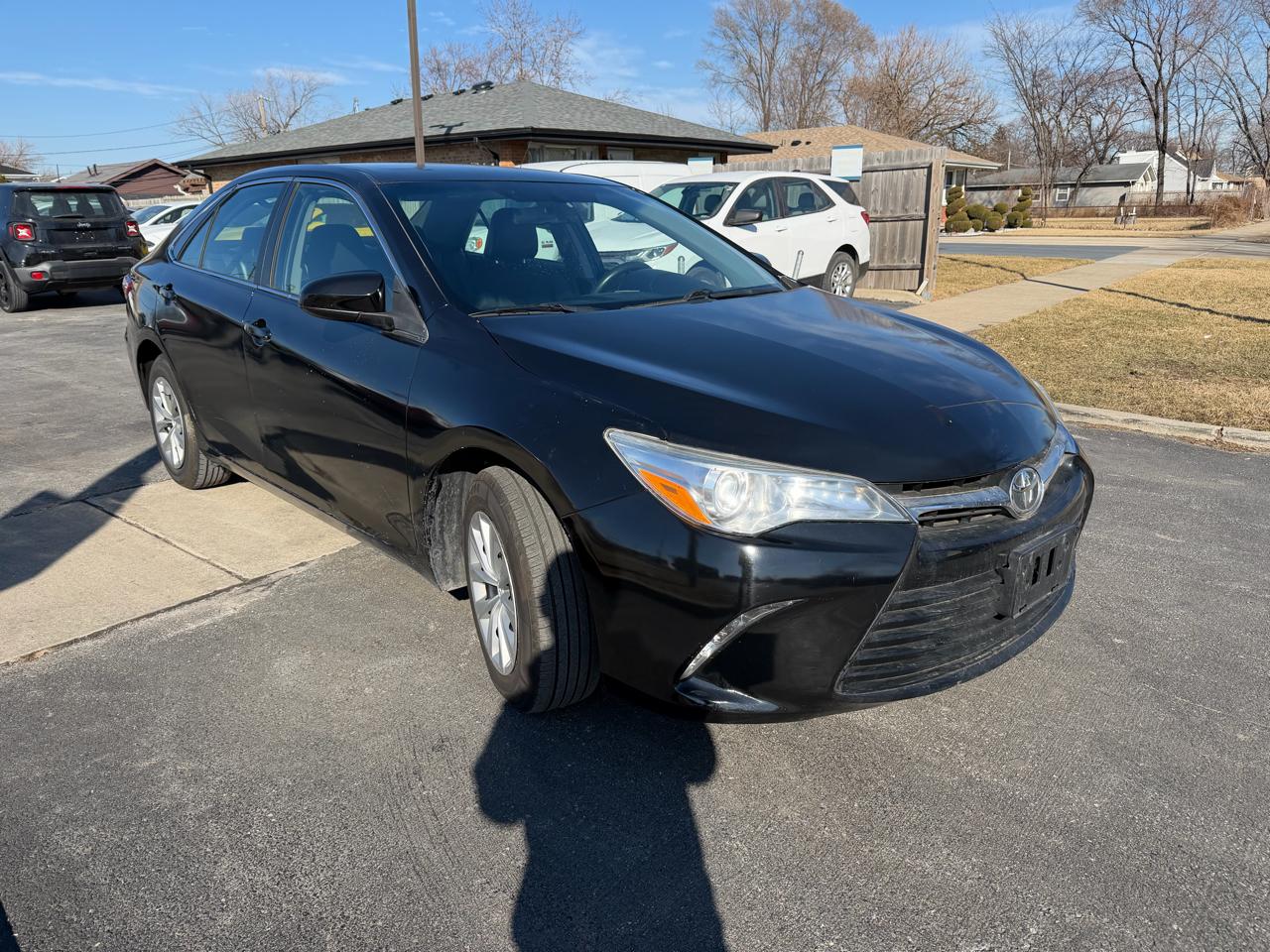 Toyota Camry 4dr Sdn I4 Auto XLE (Natl) 2015