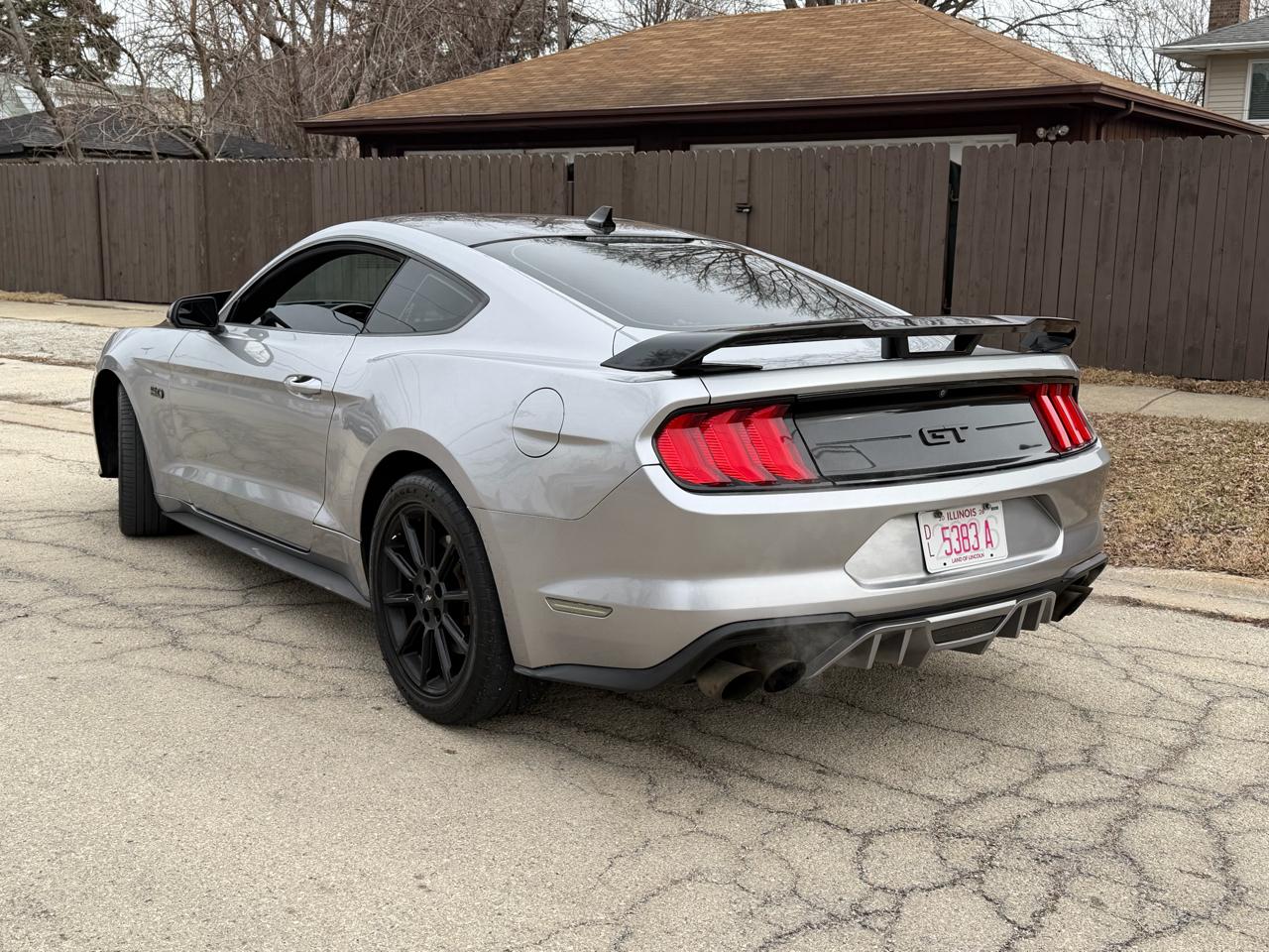 Ford Mustang GT Fastback 2020