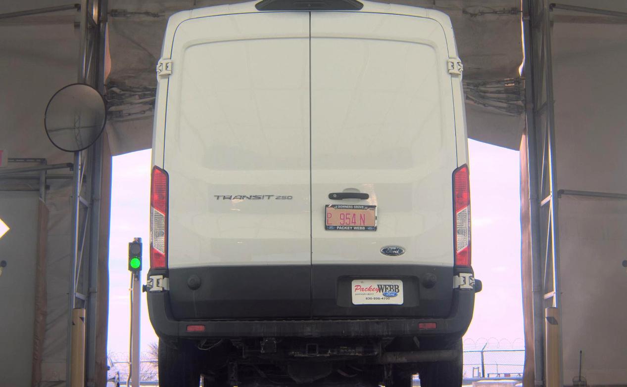 Ford Transit Cargo Van T-250 130" Med Rf 9070 GVWR RWD 2020