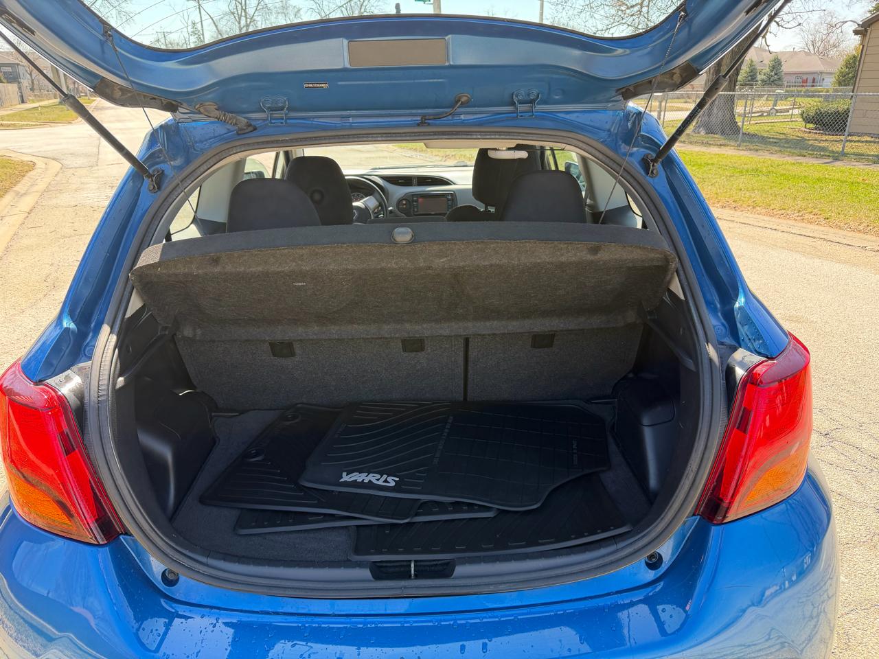 Toyota Yaris 3dr Liftback Auto LE (Natl) 2016