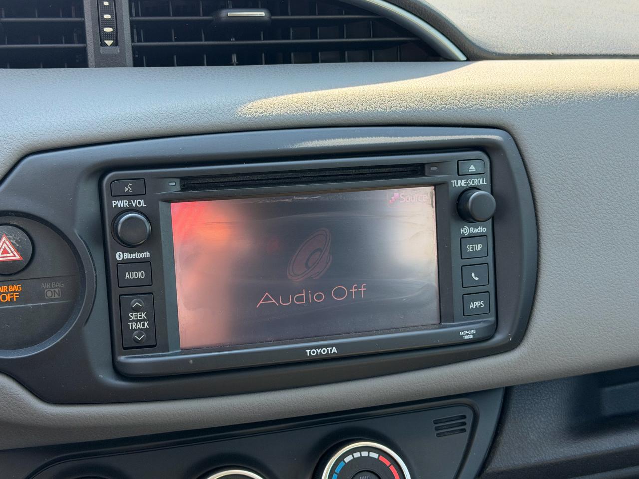 Toyota Yaris 3dr Liftback Auto LE (Natl) 2016