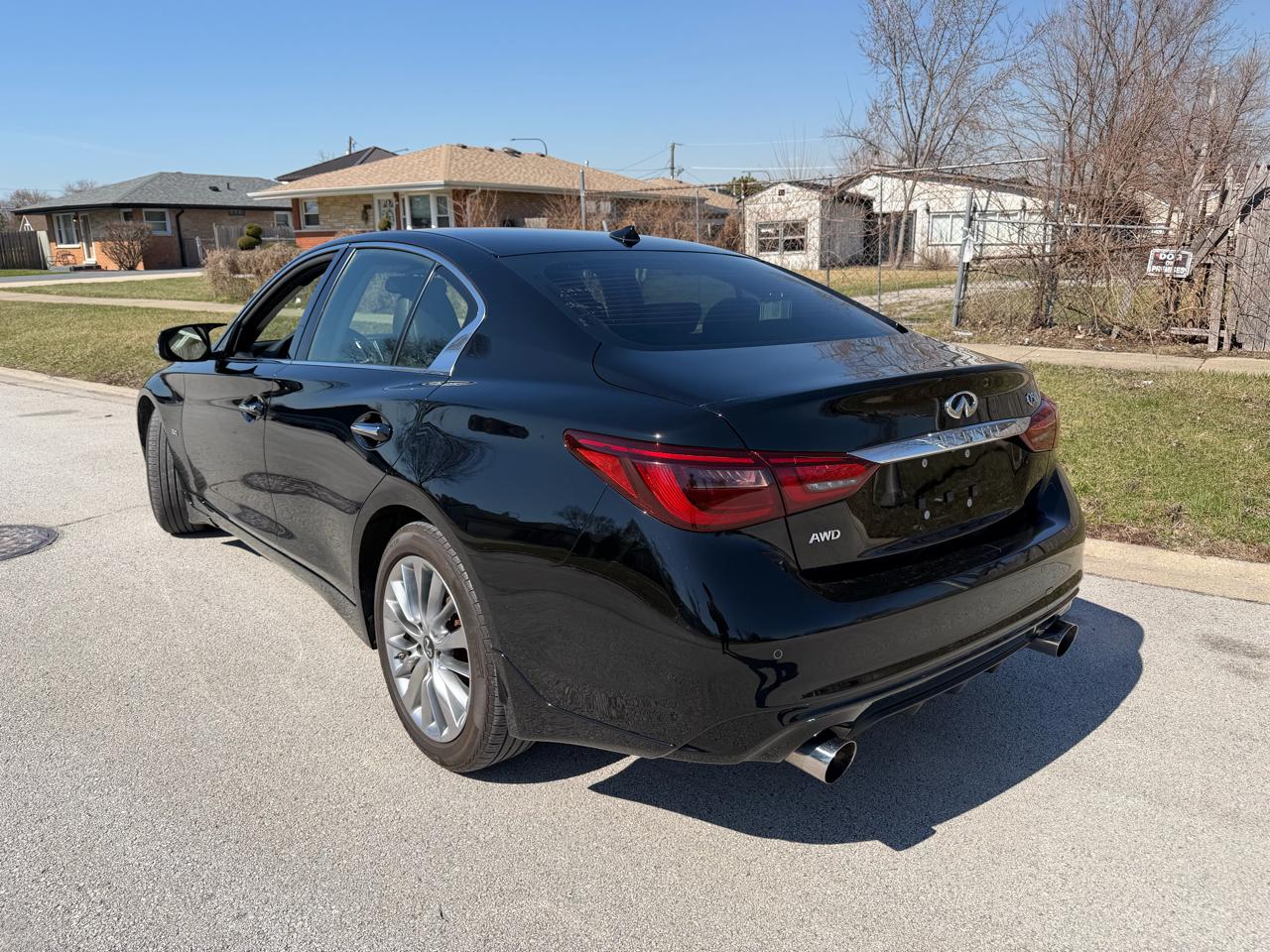 Infiniti Q50 3.0t LUXE AWD 2019