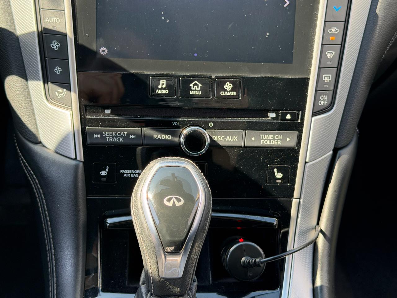 Infiniti Q50 3.0t LUXE AWD 2019