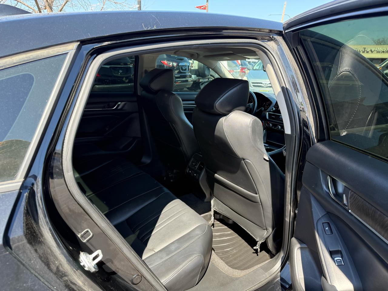 Honda Accord Hybrid Touring Sedan 2021