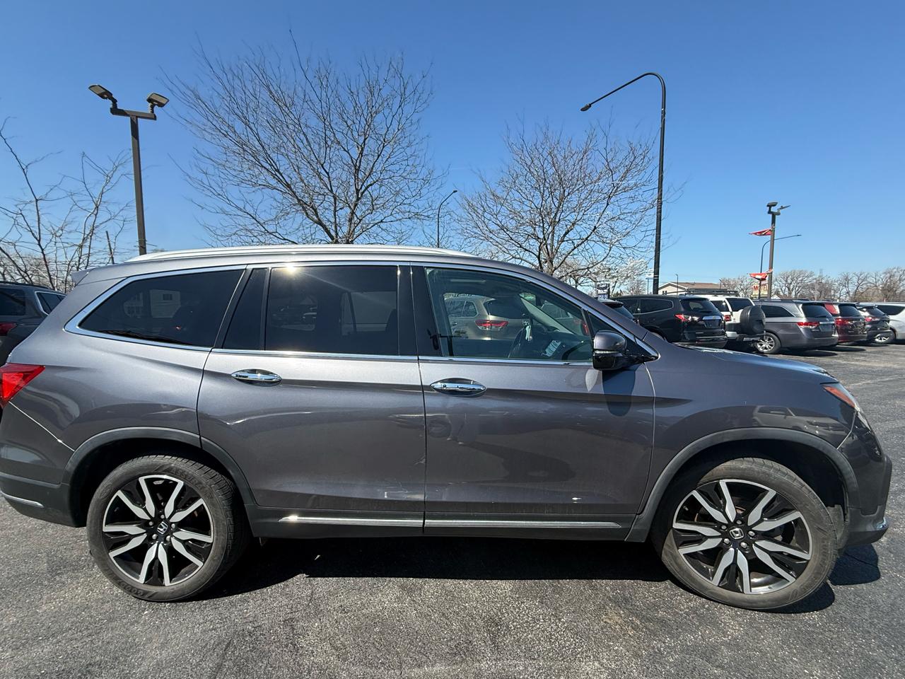 Honda Pilot Touring 8-Passenger AWD 2021