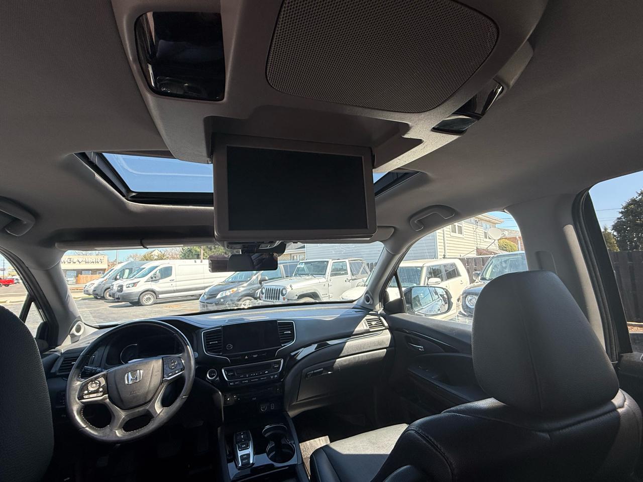 Honda Pilot Touring 8-Passenger AWD 2021