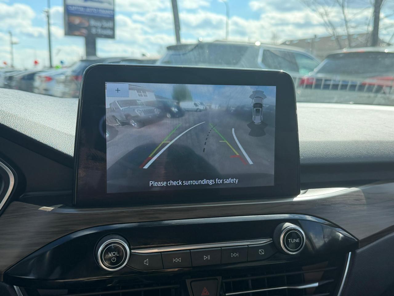 Ford Escape Titanium Hybrid AWD 2020