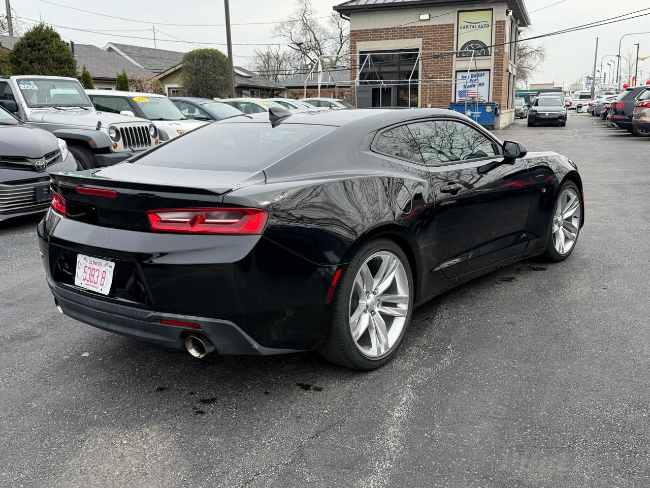 Chevrolet Camaro 2dr Cpe 1LT 2018