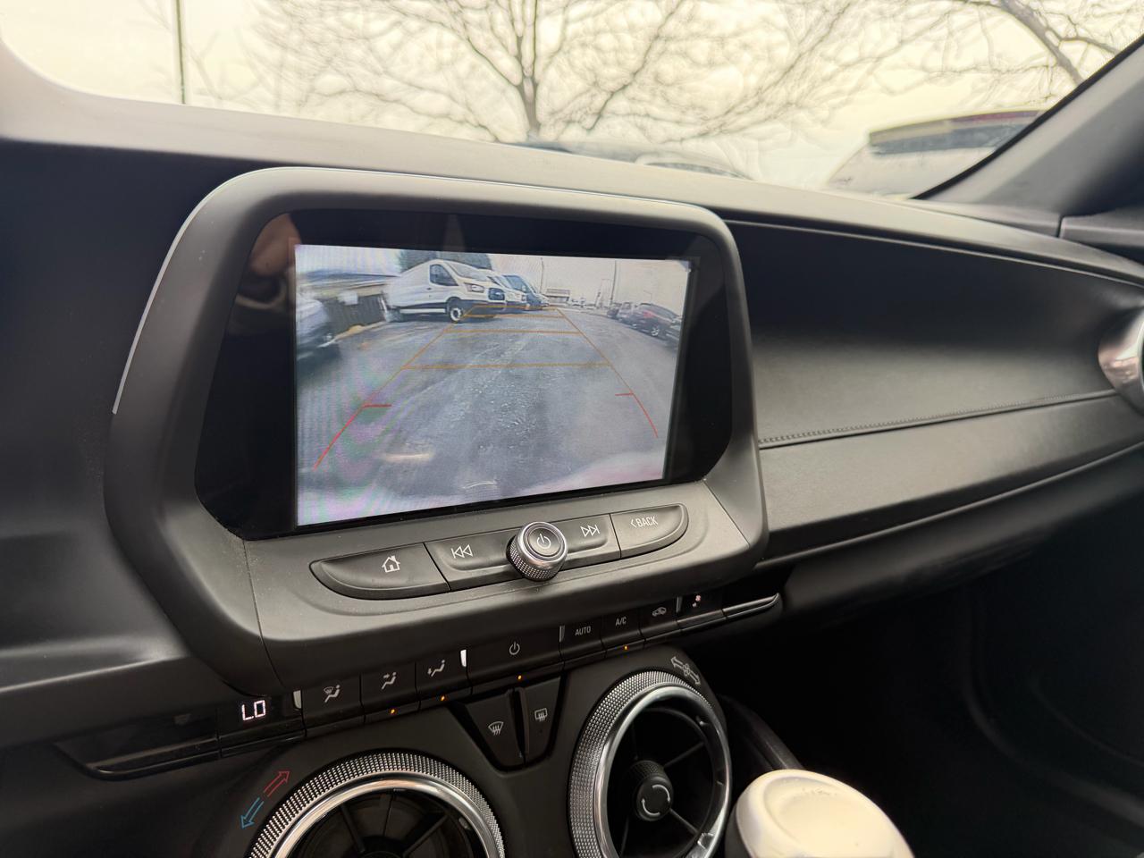 Chevrolet Camaro 2dr Cpe 1LT 2018