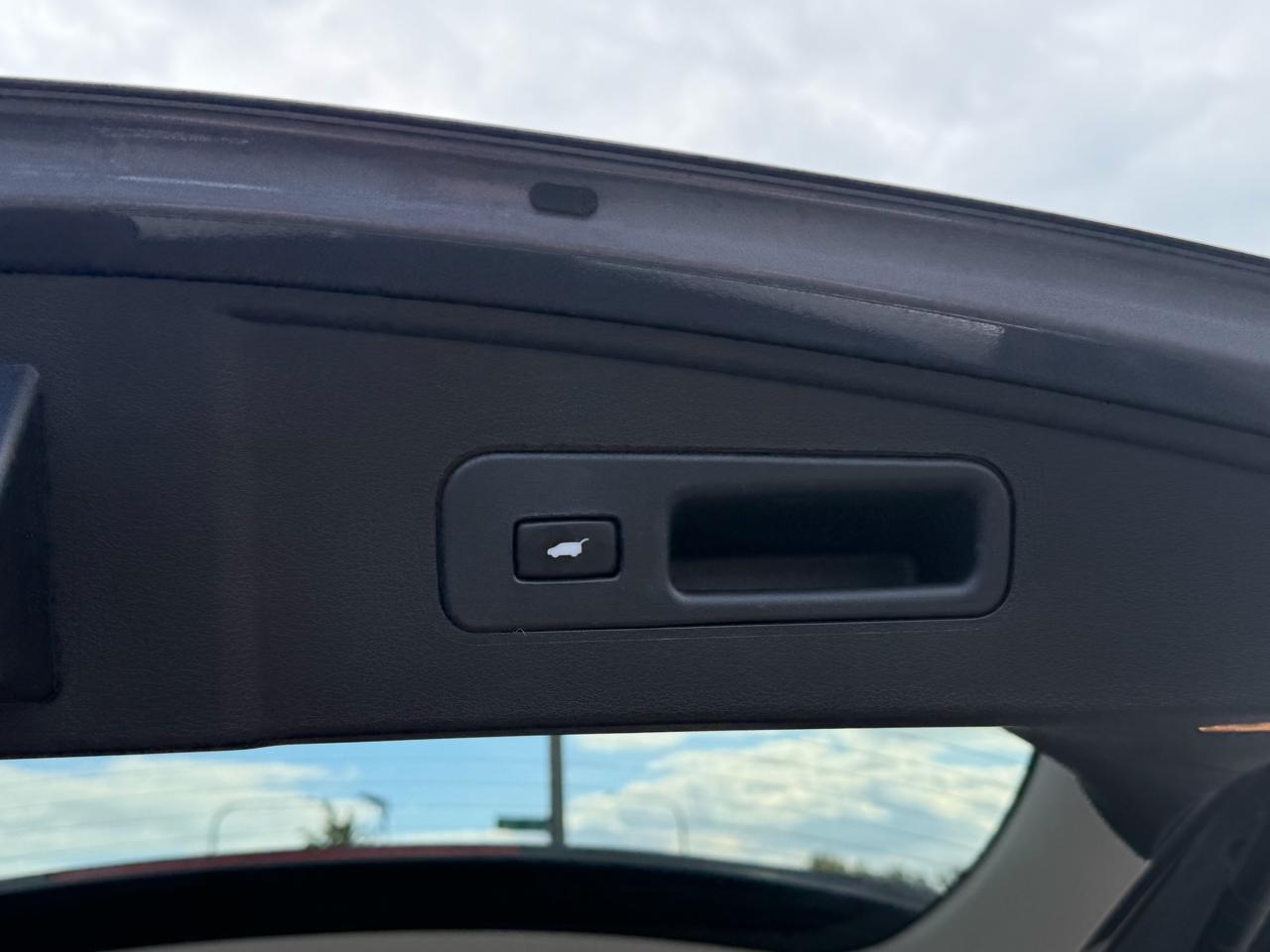 Acura MDX SH-AWD w/Advance Pkg 2019