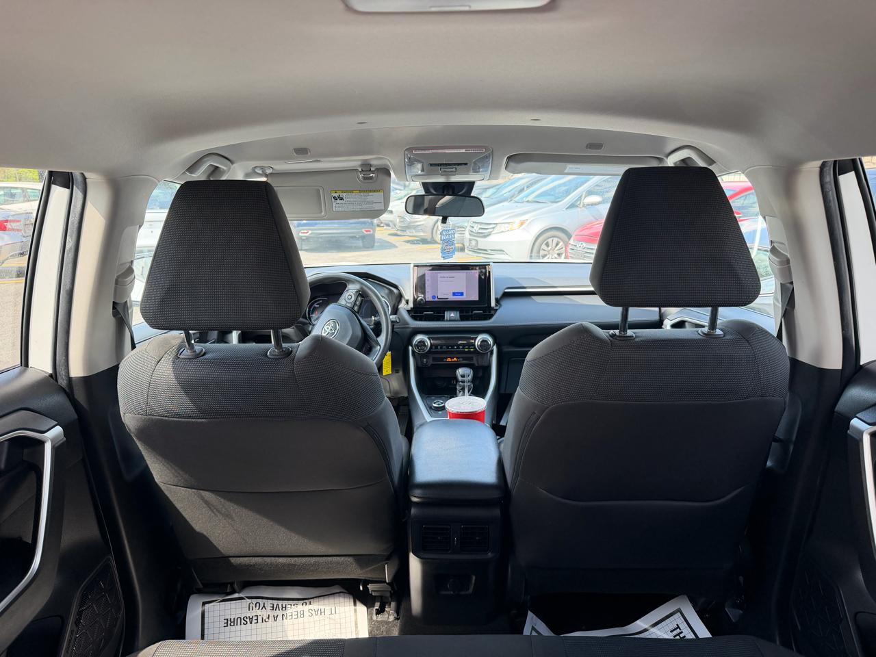 Toyota RAV4 Hybrid LE AWD (Natl) 2023