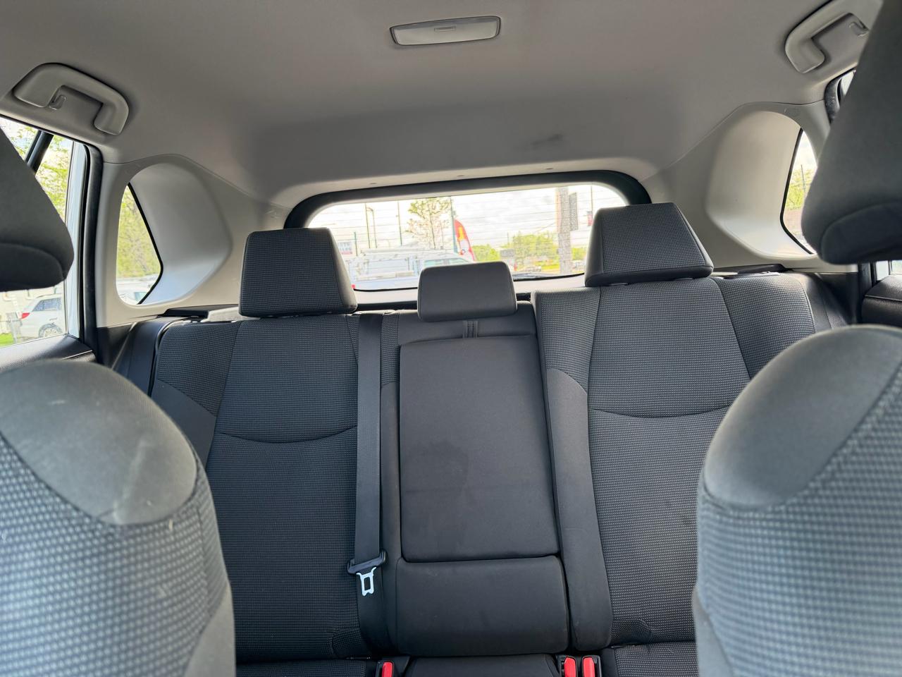 Toyota RAV4 Hybrid LE AWD (Natl) 2023