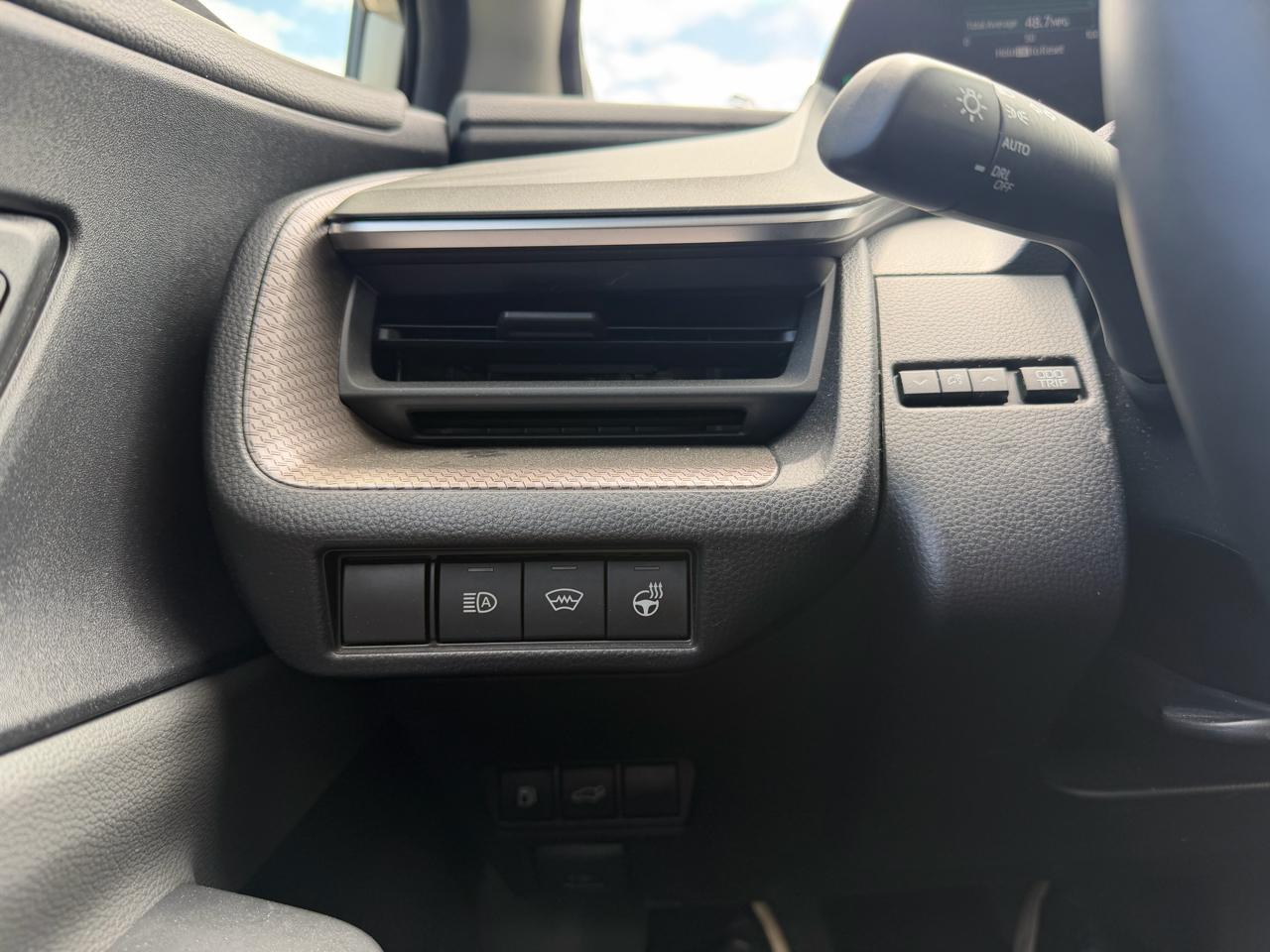 Toyota Prius Limited AWD (Natl) 2024