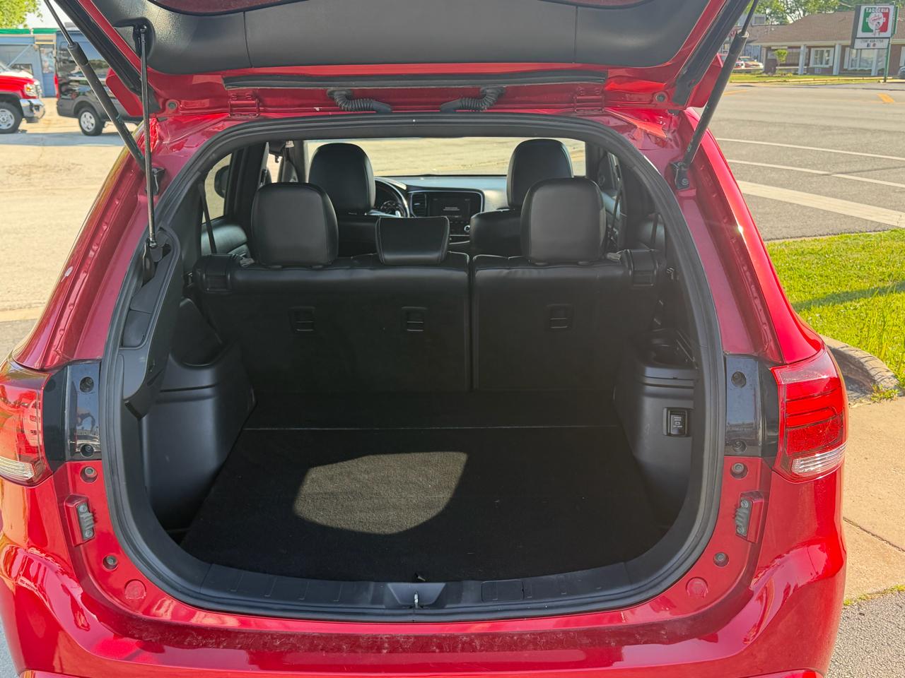 Mitsubishi Outlander PHEV SEL S-AWC 2020