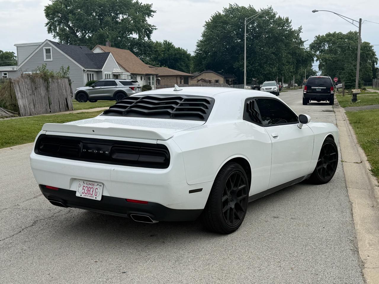 Dodge Challenger 2dr Cpe R/T Plus 2015