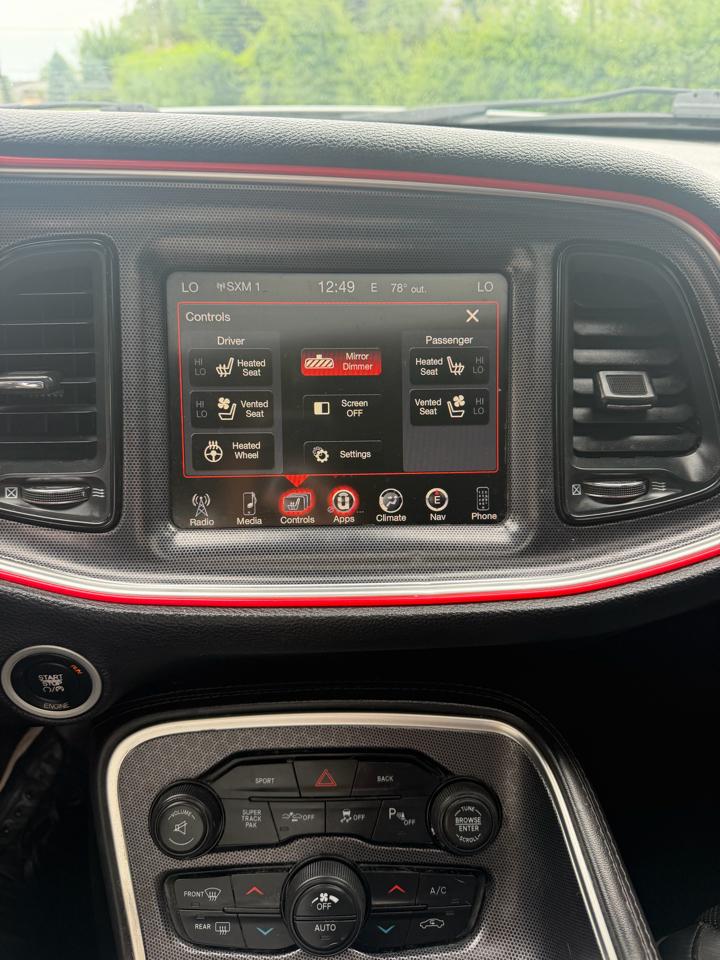 Dodge Challenger 2dr Cpe R/T Plus 2015