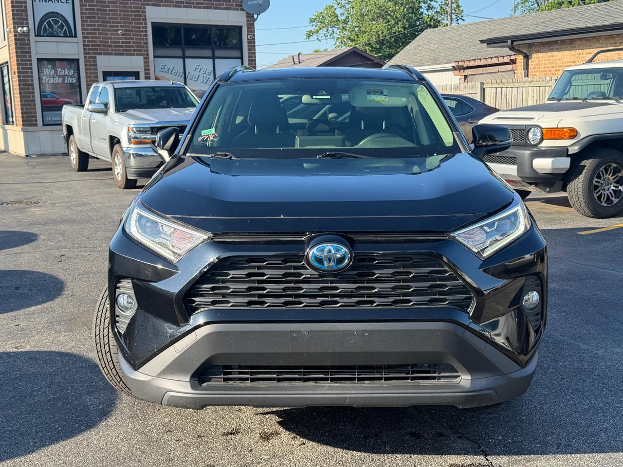 Toyota RAV4 Hybrid XLE AWD 2021