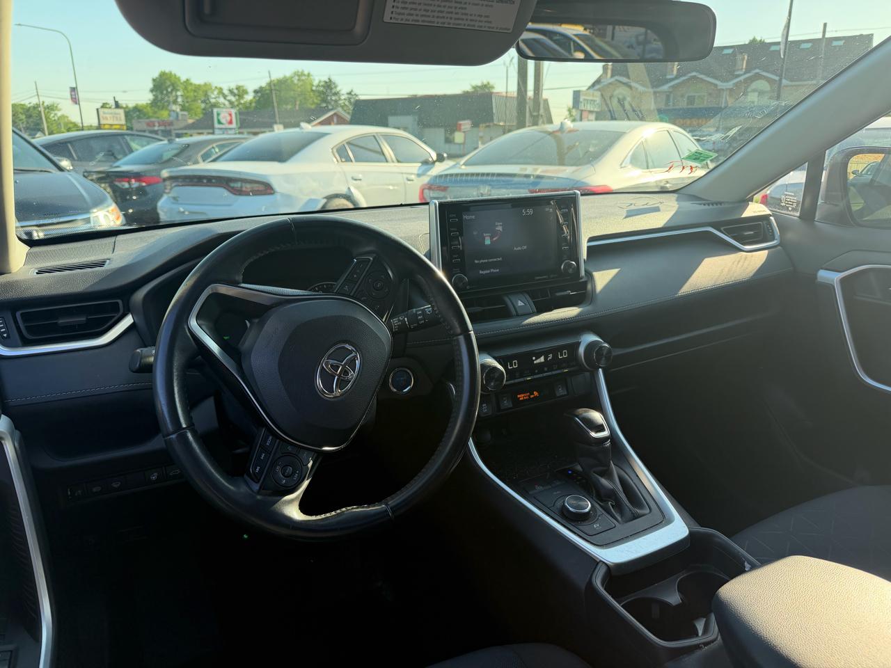 Toyota RAV4 Hybrid XLE AWD 2021