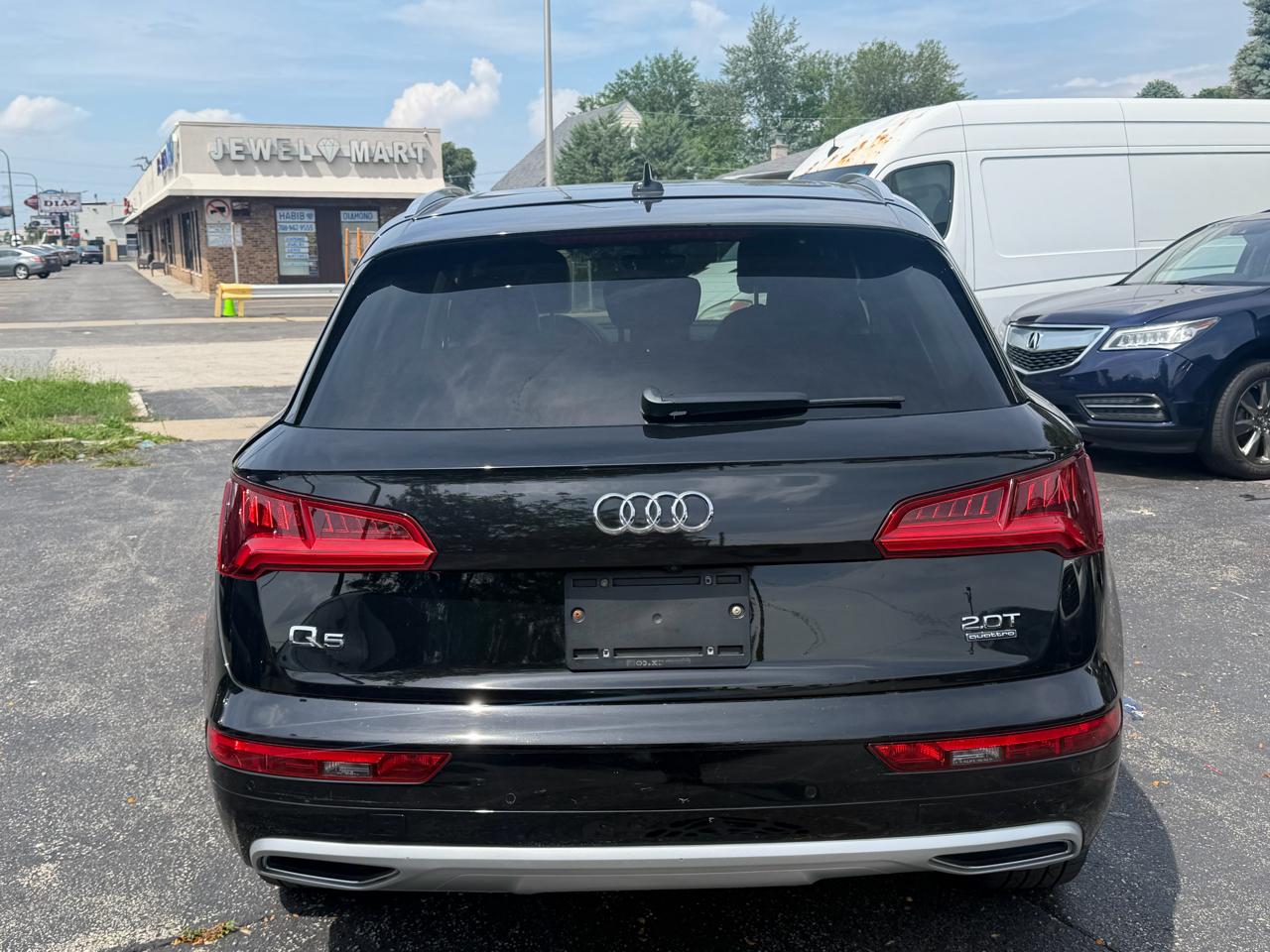 Audi Q5 2.0 TFSI Tech Premium Plus 2018
