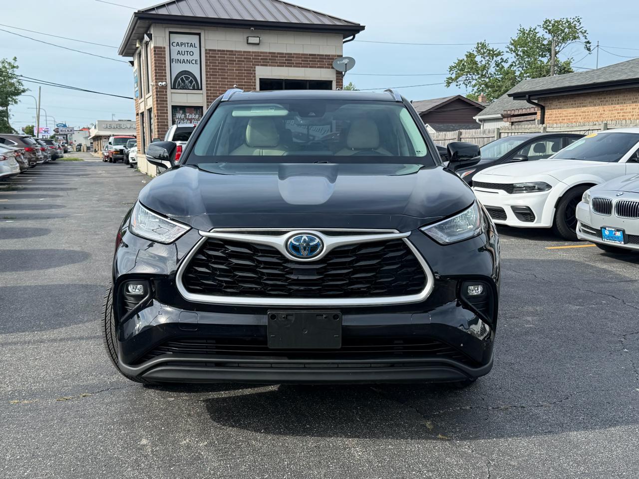 Toyota Highlander Hybrid XLE AWD (Natl) 2020