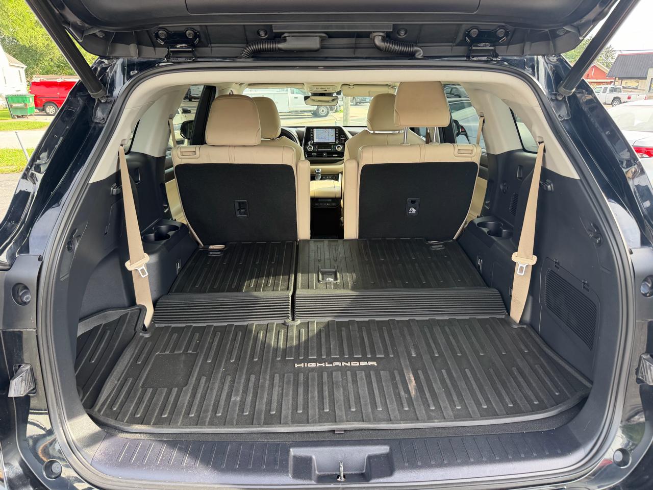 Toyota Highlander Hybrid XLE AWD (Natl) 2020
