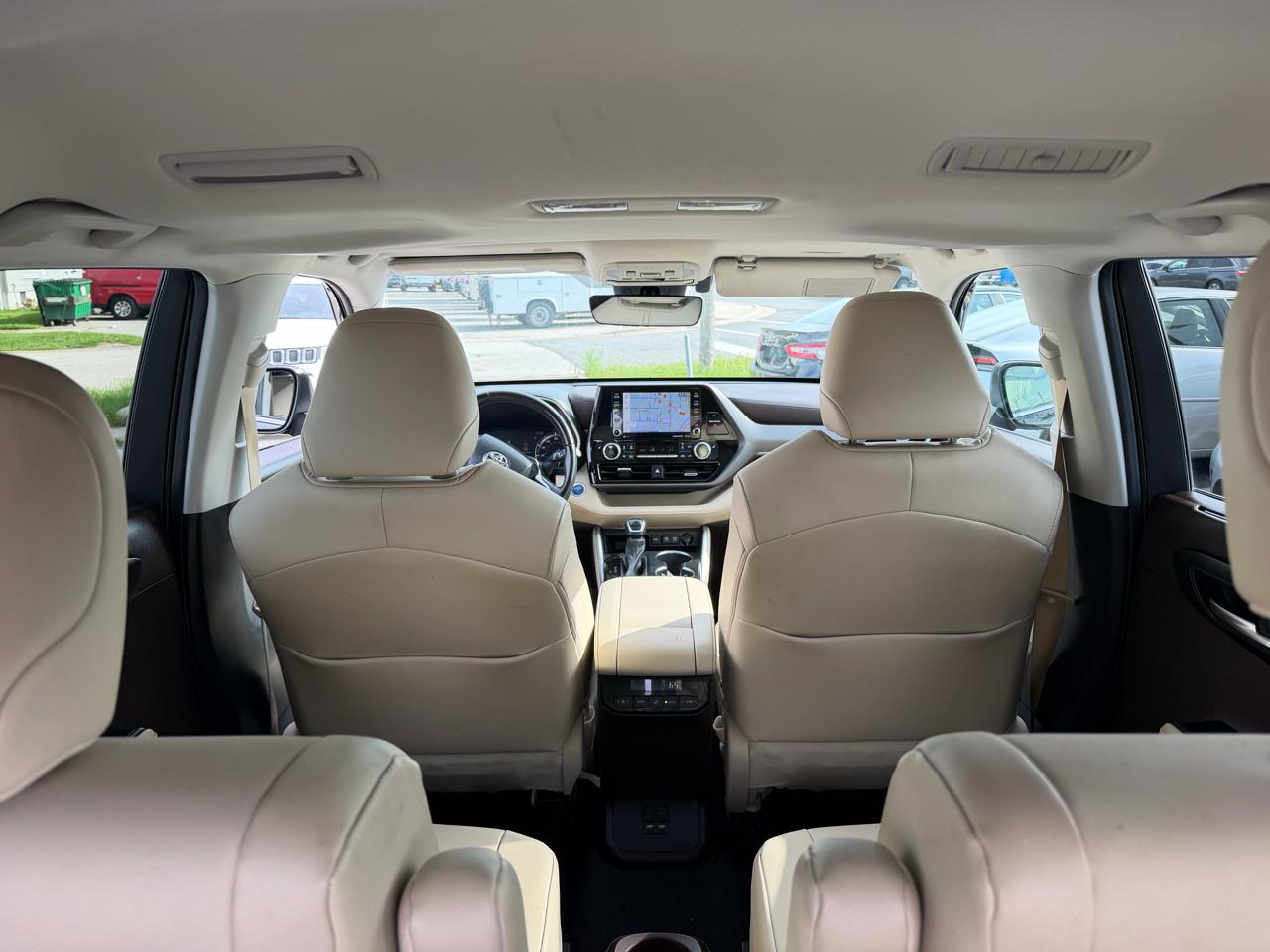 Toyota Highlander Hybrid XLE AWD (Natl) 2020