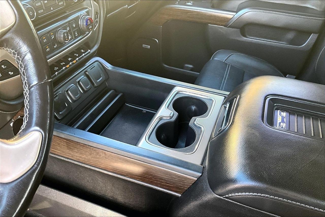 GMC Sierra 1500 Denali Crew Cab Long Box 4WD 2018
