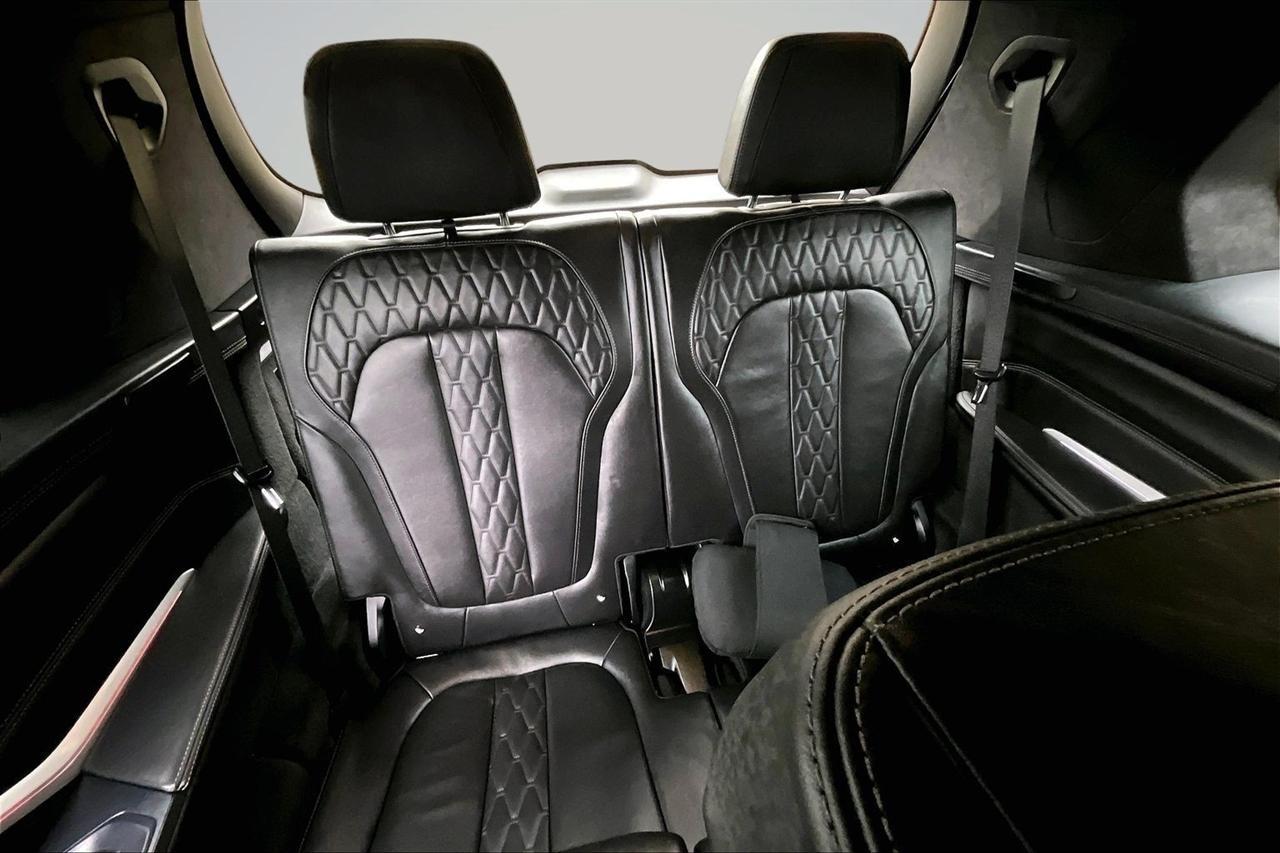 BMW X7 M50i 2021