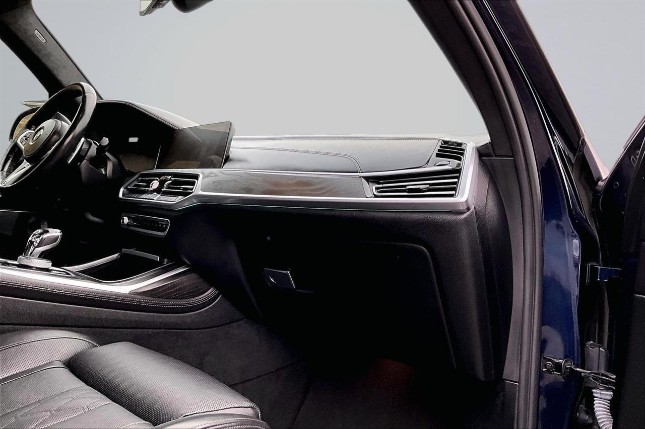BMW X7 M50i 2021