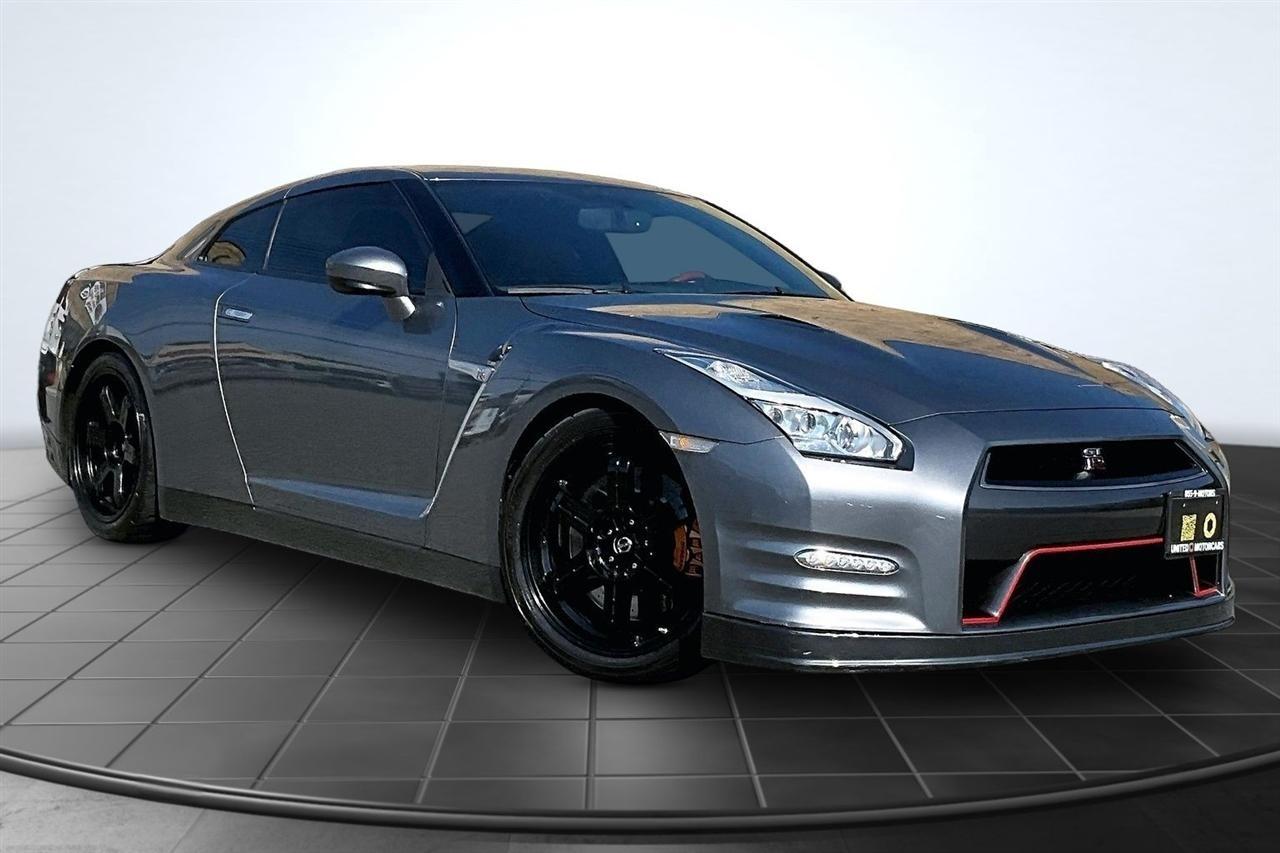 Nissan GT-R Premium 2015