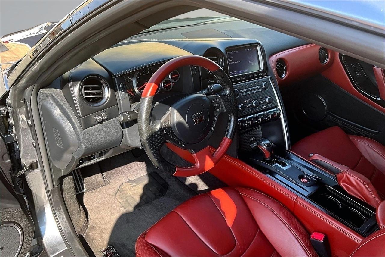 Nissan GT-R Premium 2015