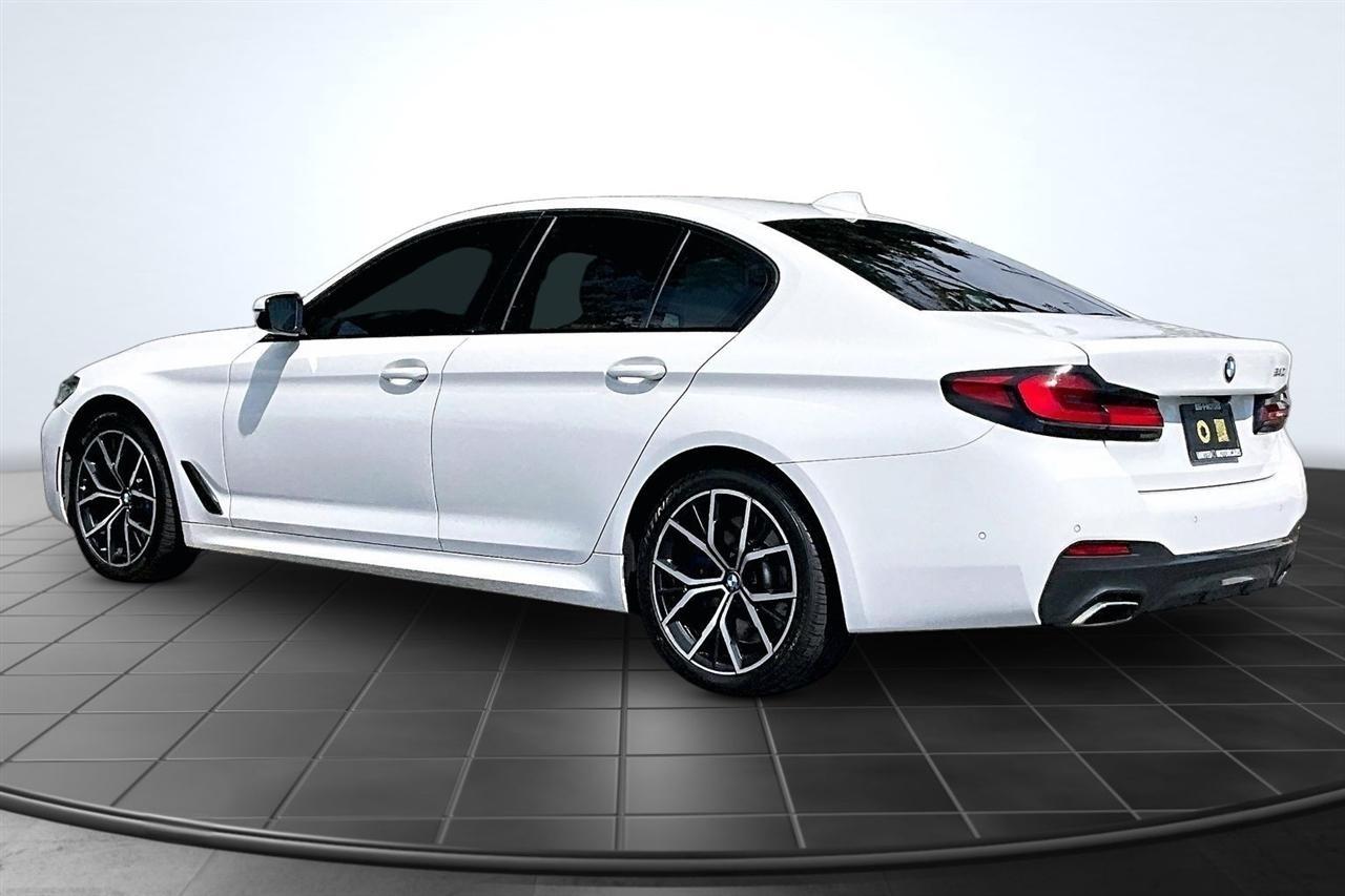 BMW 5-Series 540i 2021