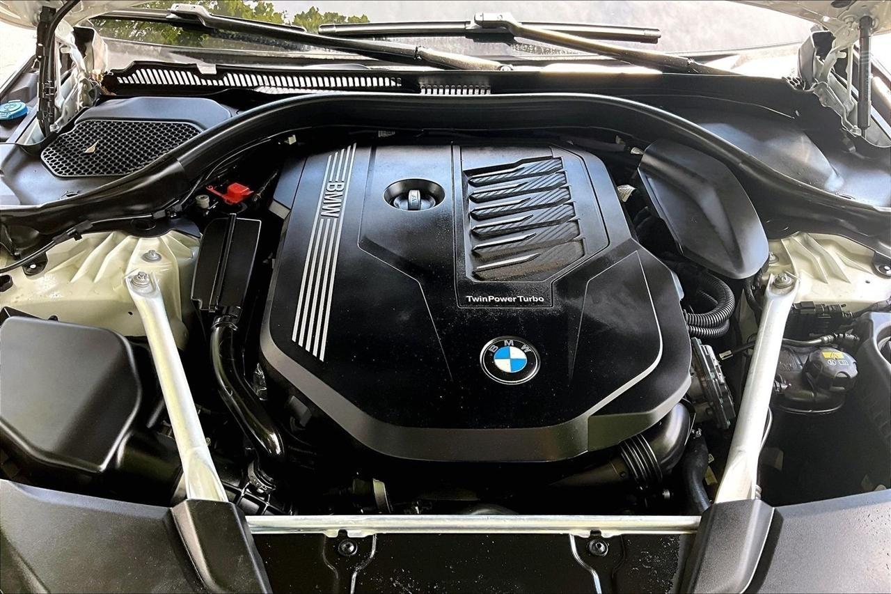 BMW 5-Series 540i 2021