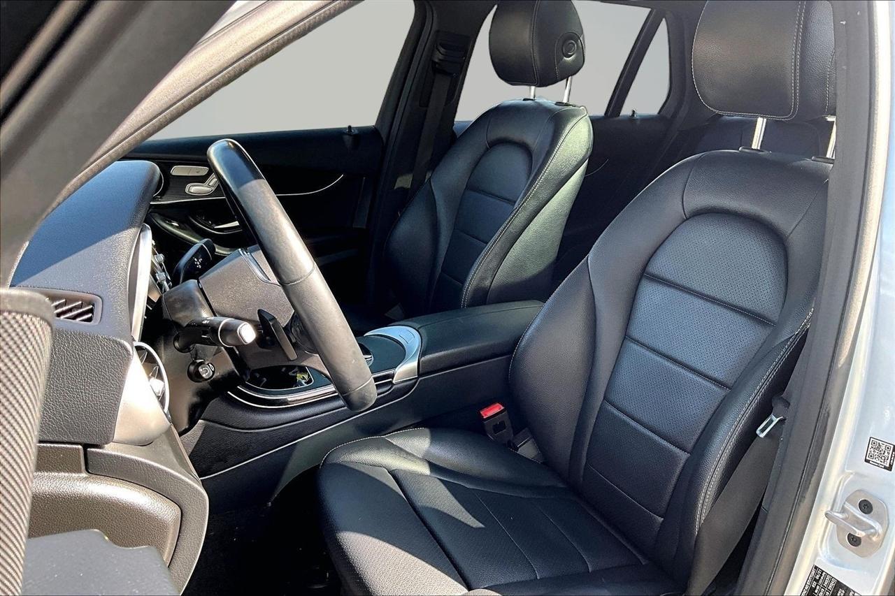 Mercedes-Benz GLC-Class GLC300 4MATIC 2021