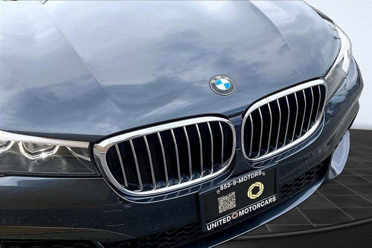 BMW 7-Series 740i 2019