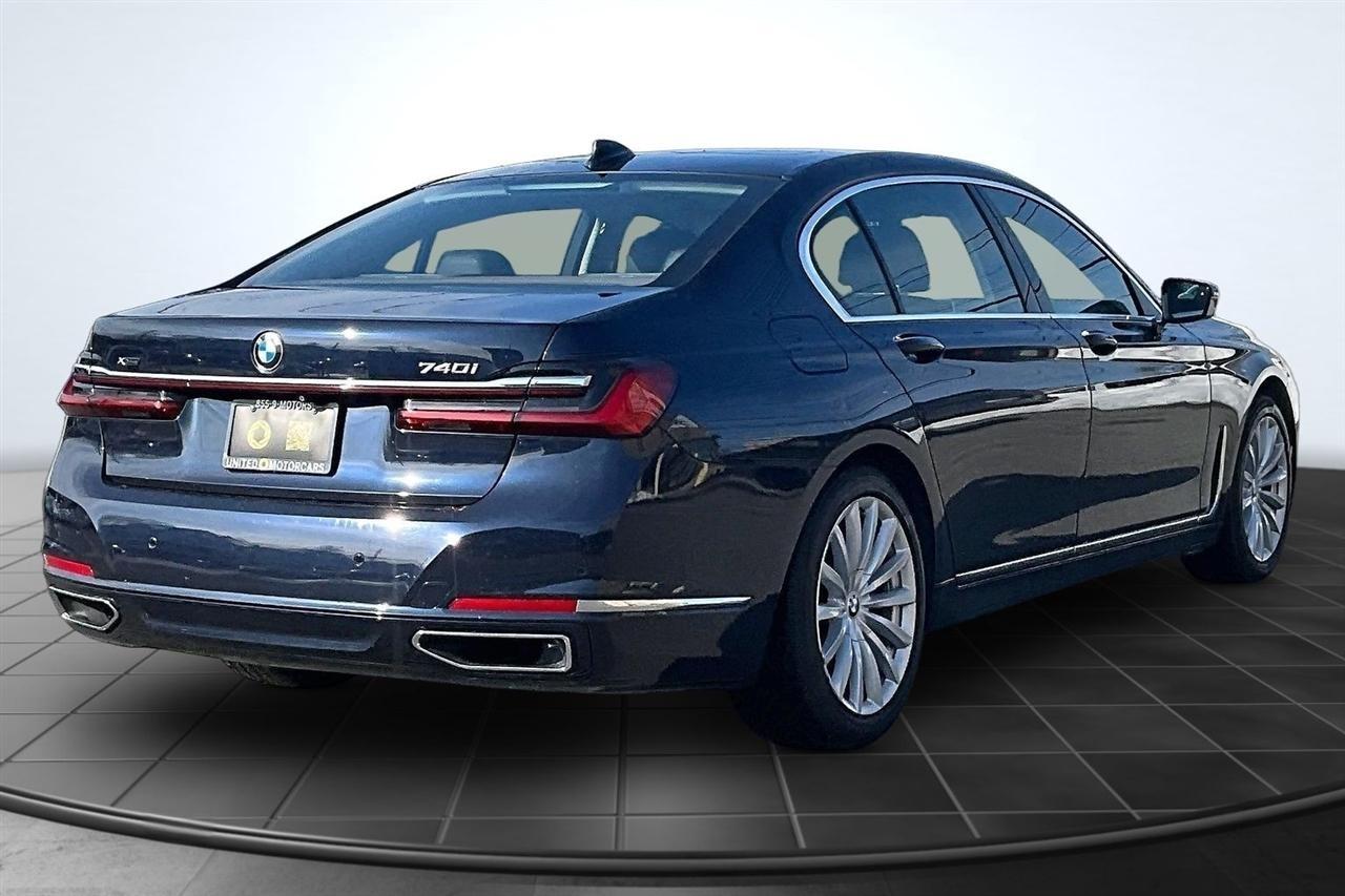 BMW 7-Series 740i xDrive 2020