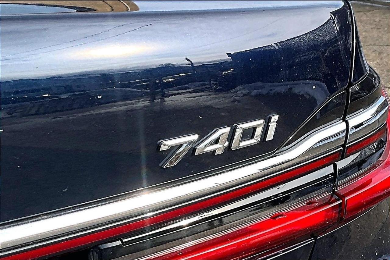 BMW 7-Series 740i xDrive 2020