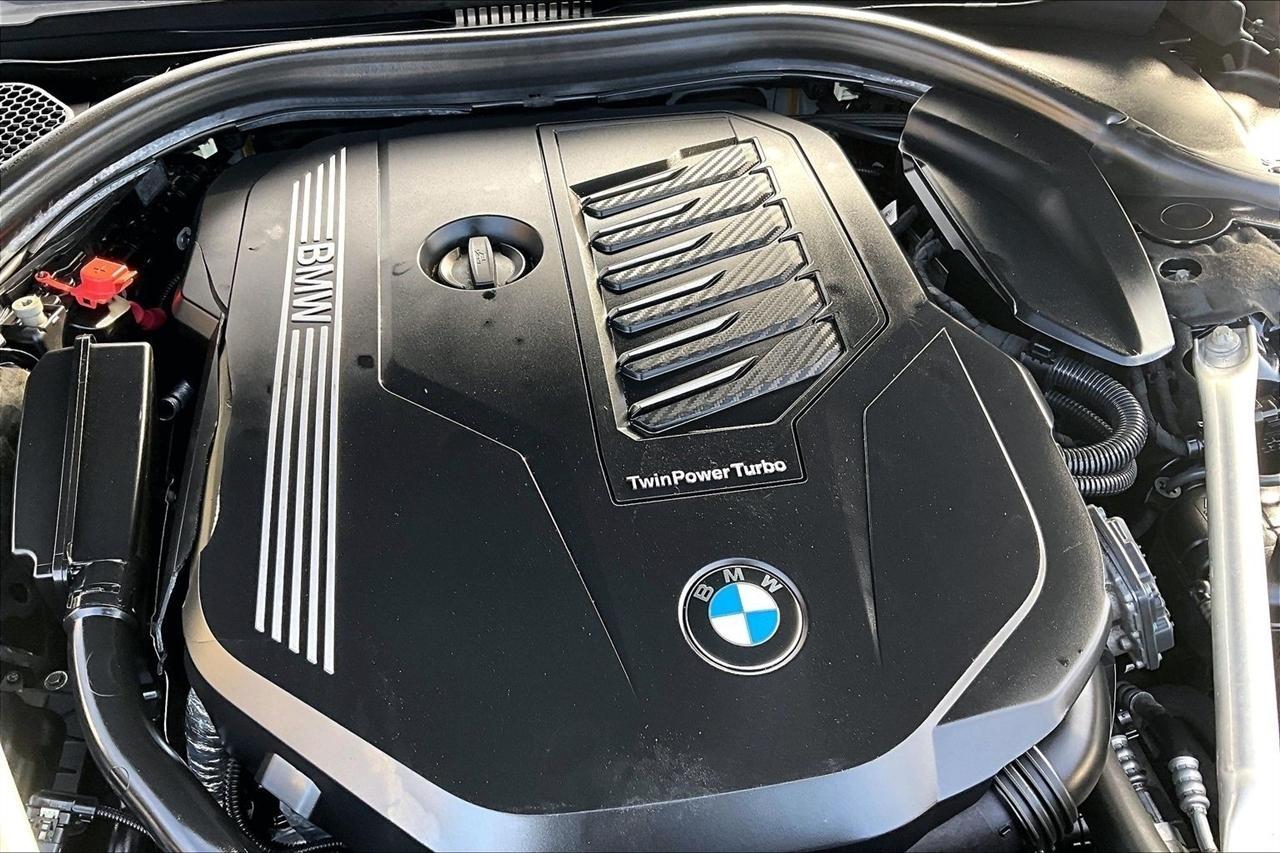 BMW 7-Series 740i xDrive 2020