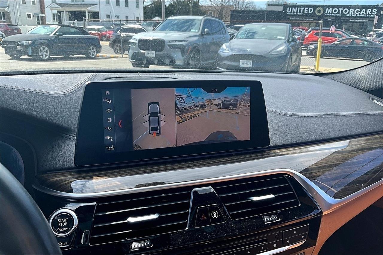 BMW 5-Series M550i xDrive 2019