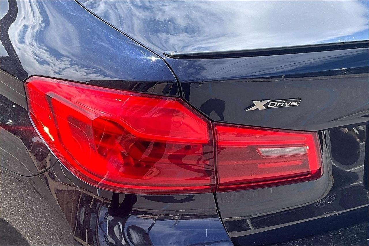 BMW 5-Series M550i xDrive 2019