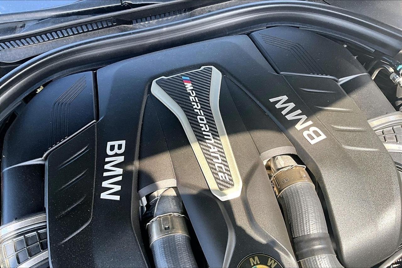 BMW 5-Series M550i xDrive 2019