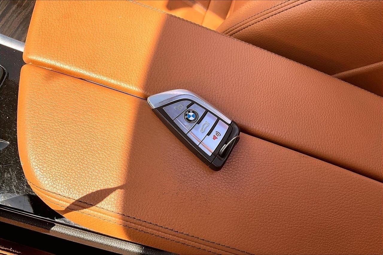 BMW 5-Series M550i xDrive 2019