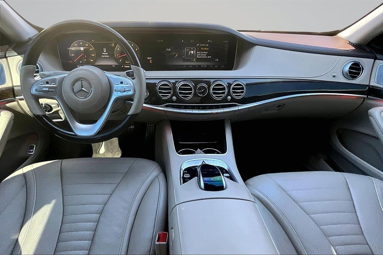 Mercedes-Benz S-Class S560 2019