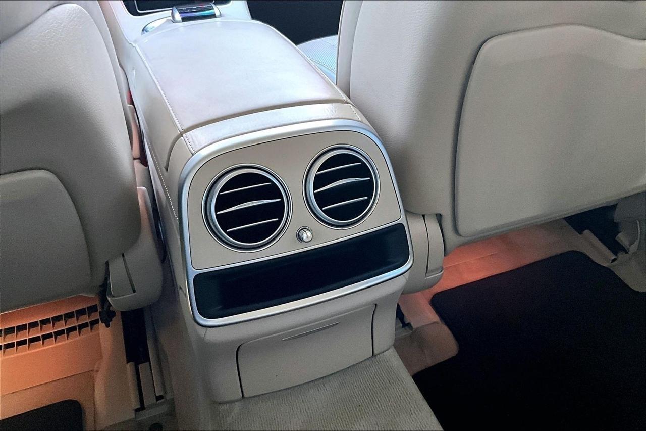 Mercedes-Benz S-Class S560 2019