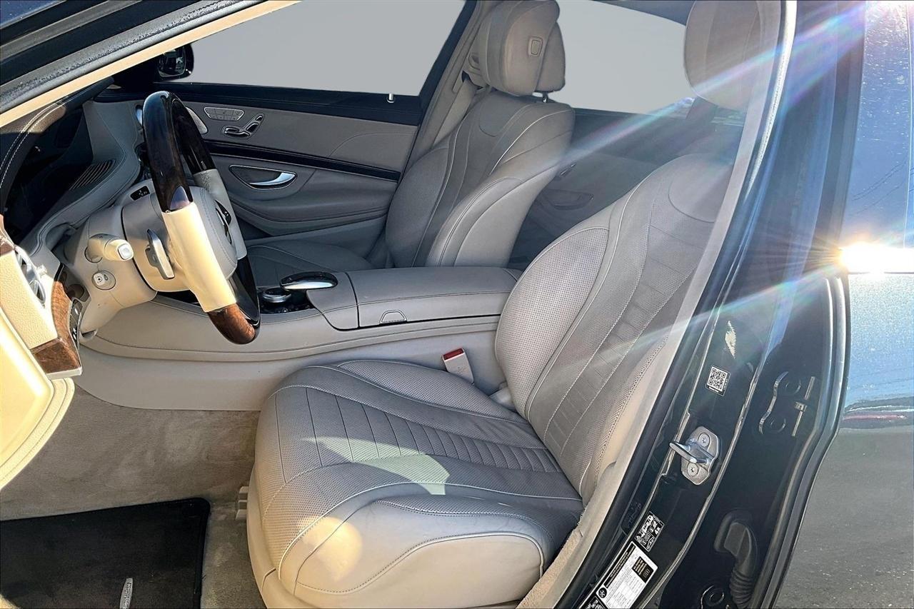 Mercedes-Benz S-Class S560 2019