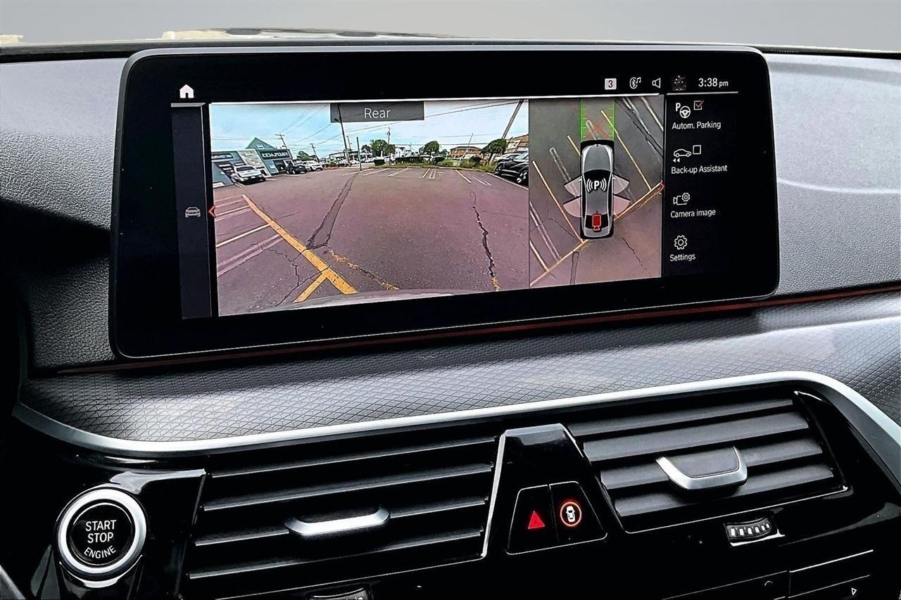 BMW 5-Series 540i xDrive 2021