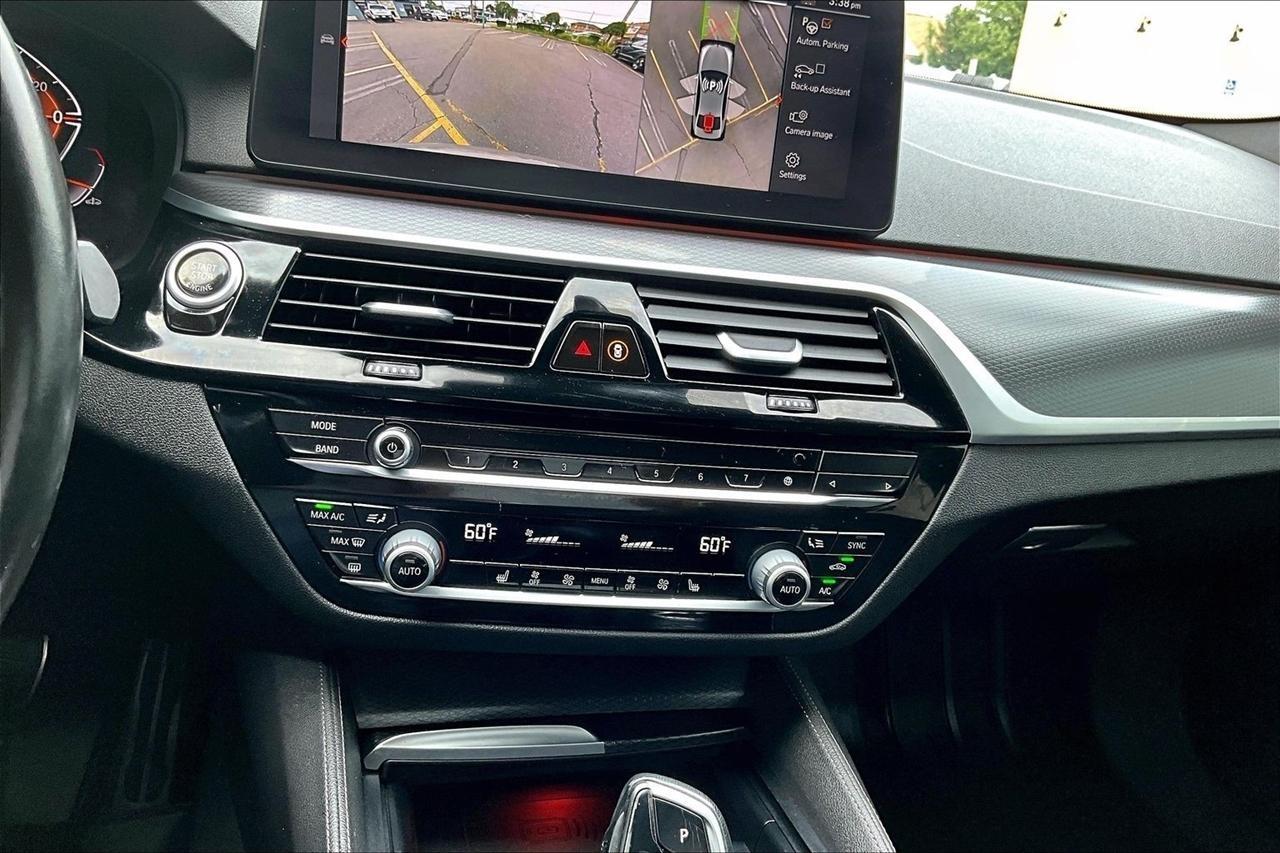 BMW 5-Series 540i xDrive 2021