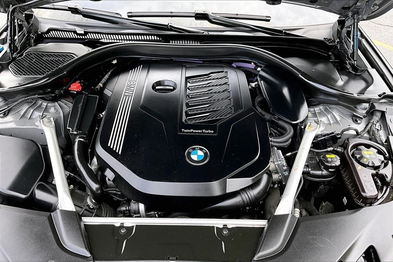 BMW 5-Series 540i xDrive 2021