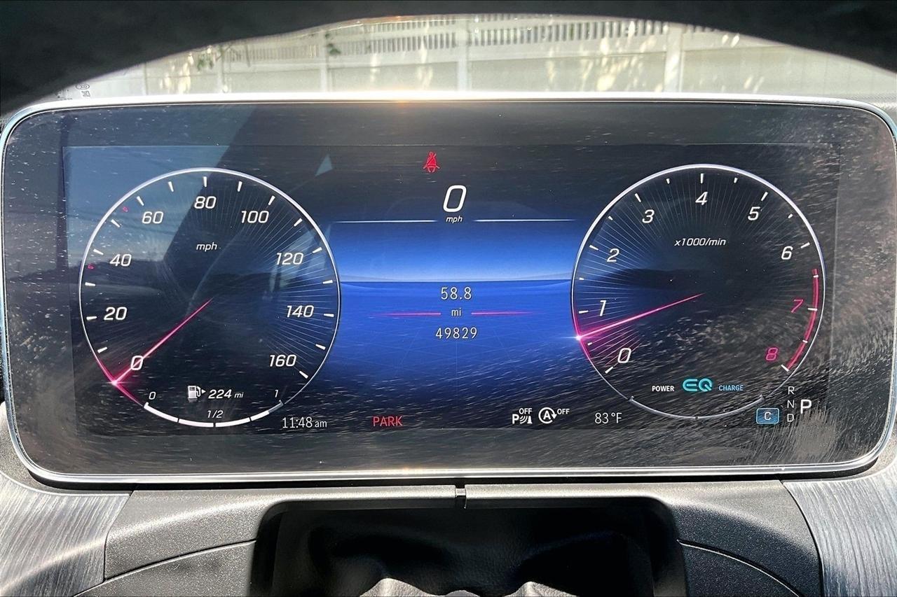 Mercedes-Benz C-Class C300 4MATIC Sedan 2022